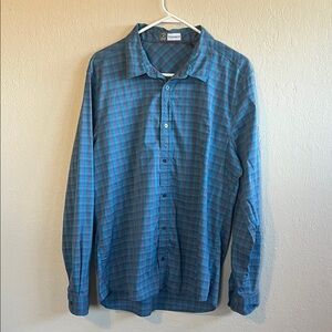 Toad&CO blue button up insect shield